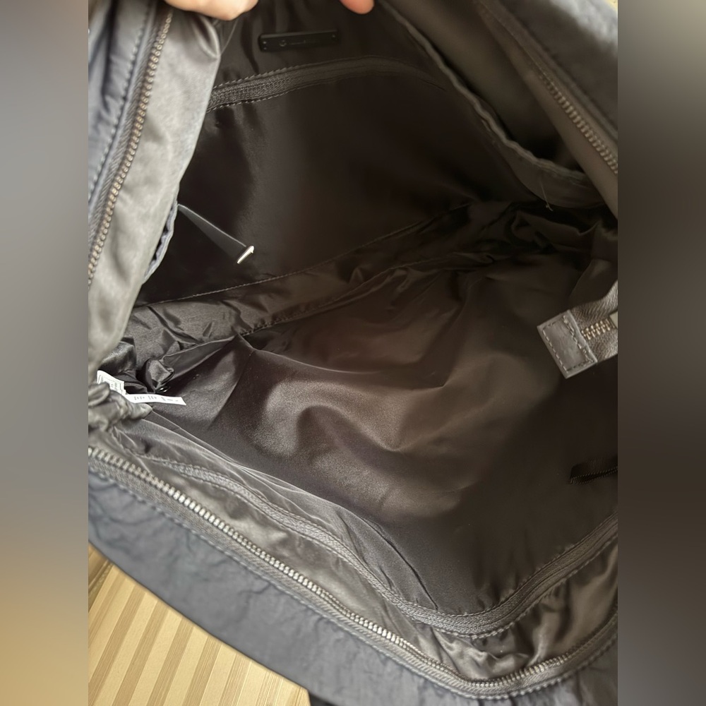 lululemon athletica On My Level Tote Large - Picture 12 of 17